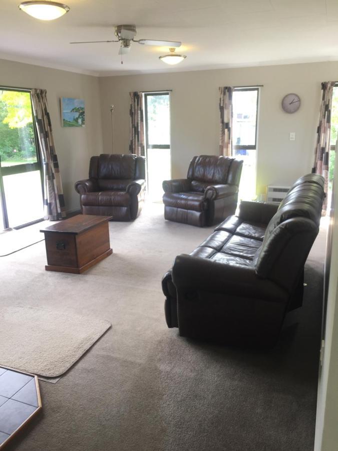 Villa Terrific House On Totara Drive Twizel Esterno foto